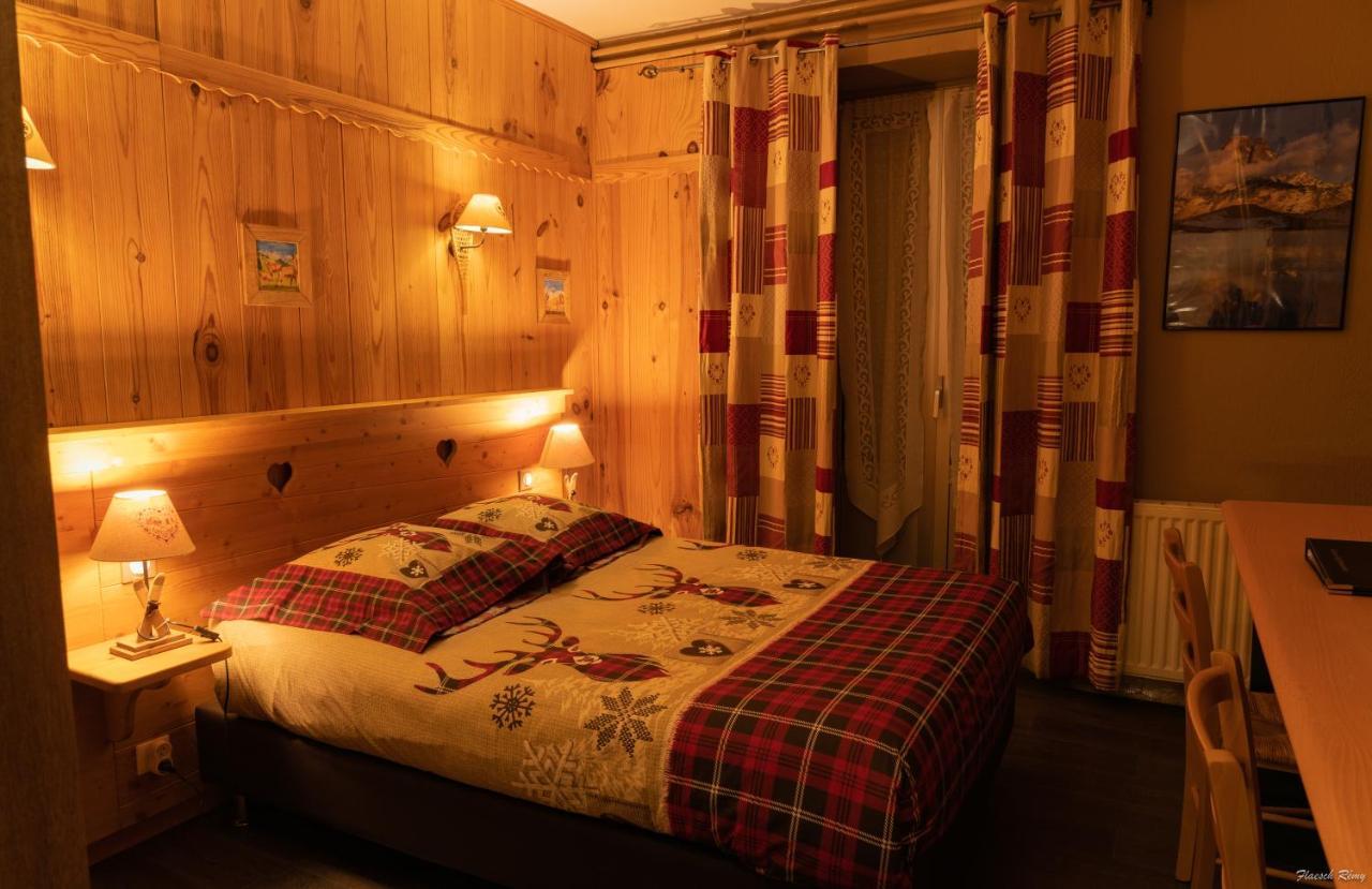Hotel Quin Te Va Cauterets Exterior photo